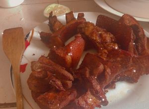 Una foto de Chicharrón de cerdo dominicano