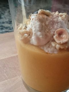 Una foto de Smoothie de mango y platano