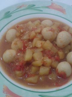 Foto resep Telur Puyuh Kentang Kuah Pedas