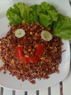 Foto resep Nasi goreng merah putih
