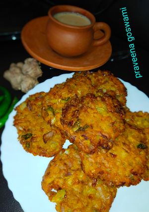 प्याजी (Pyazi recipe in Hindi) रेसिपी मुख्य फोटो