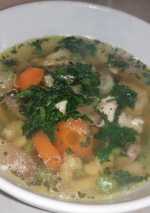 Tárkonyos csirkeraguleves recept fotója