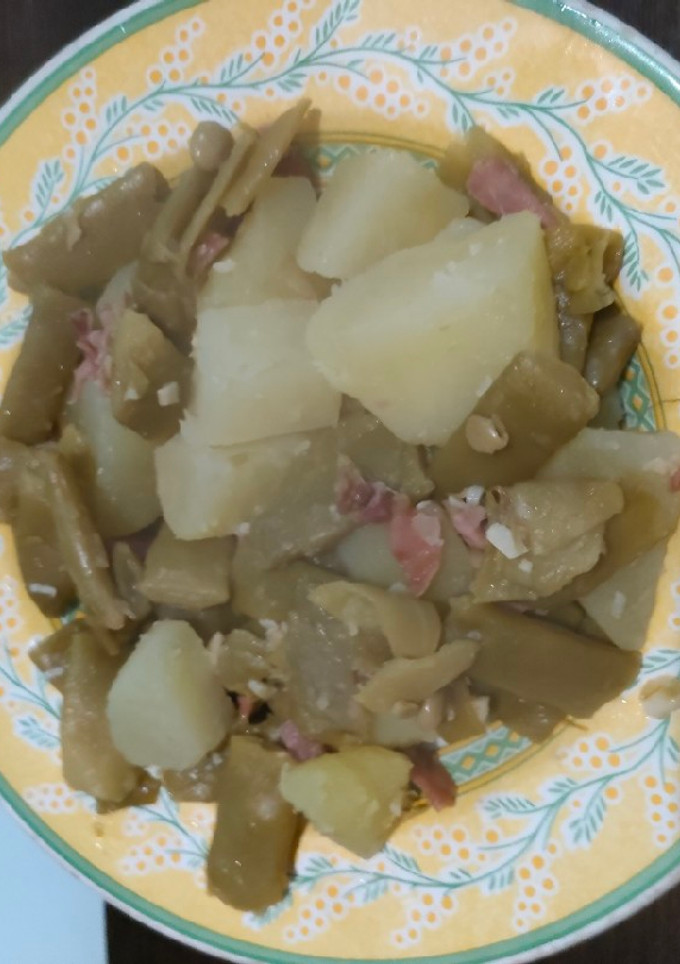 Una foto de Judías verdes con jamón y ajo