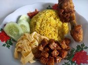 Gambar lauk pendamping nasi kuning