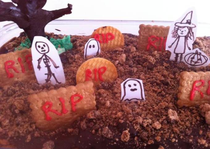 Cemetery Cookie Tart for Halloween