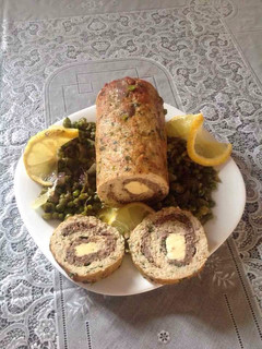 صورة لوصفة رولي دجاج واللحم مع الجلبانه