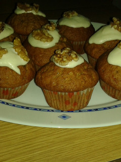 Foto principal de Carrot cake muffins con frosting de queso