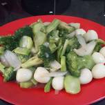 Brokoli saos tiram dengan telur puyuh