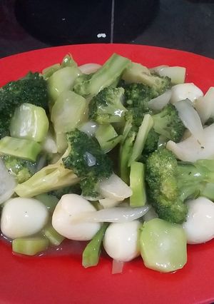 Foto resep Brokoli saos tiram dengan telur puyuh