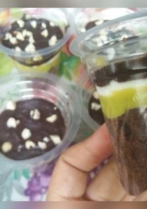 Foto resep Browkat in cup #browniesalpukat