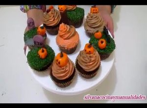 Una foto de Halloween!!! Cupcakes de Chocolate de Terror!!!