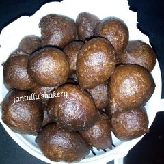 A picture of Chocolate puff puff.