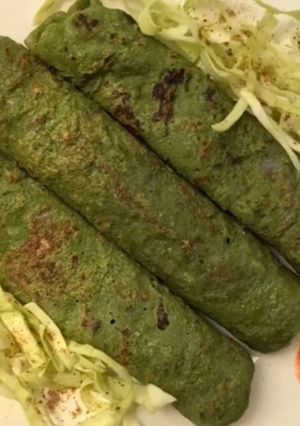 A picture of Stuff whole green moong chila.