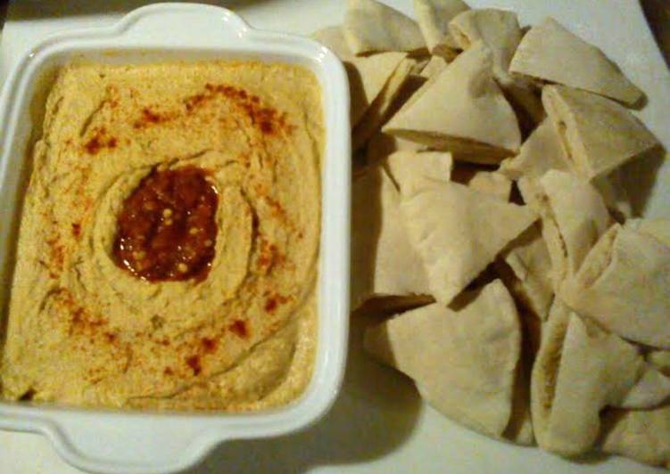 How to Make Ultimate Spicy Jalapeño Hummus