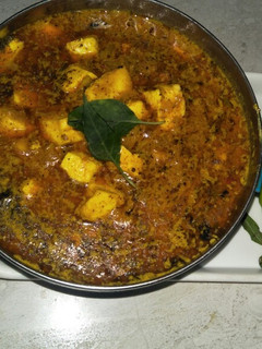 शाही पनीर (Shahi paneer recipe in Hindi) रेसिपी मुख्य फोटो