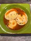 Ravioles aux crevettes et bouillon d’inspiration asiatique