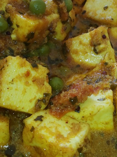 पनीर मेथी बटर मसाला (paneer methi butter masala recipe in marathi) रेसिपी चे मुख्य फोटो