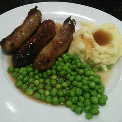 A picture of Sausage and Mash.