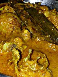 A picture of Bengal's chicken curry.