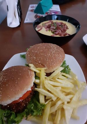 Φωτογραφία της συνταγής Burger με κοτόπουλο 🍔🍟