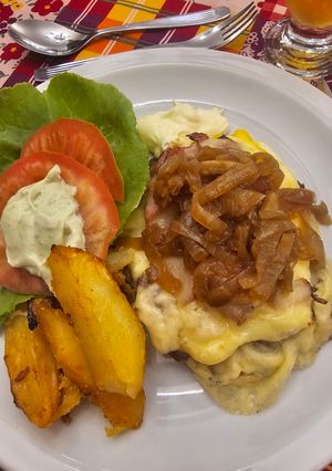Una foto de Lomitos al Plato