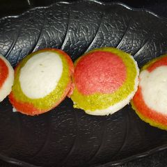 A picture of Colourful idli.