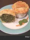 Mini spinach pie/mini pastel de espinacas