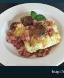 Coliflor gratinada con jamón y setas
