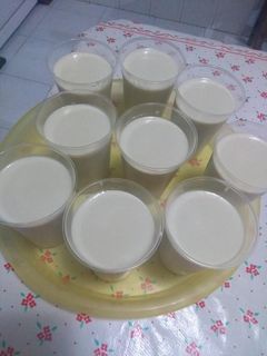 Una foto de Gelatina pay de limón  😋