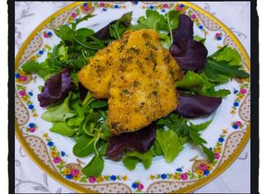Foto di Filetti di Scorfano Impanati alla Siciliana con Insalatina Verde