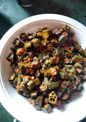 मसाला भिंडी (masala bhindi recipe in Hindi) रेसिपी मुख्य फोटो