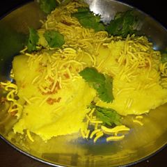 A picture of Surti locho.