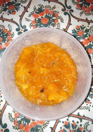 A picture of Aam ka murraba.