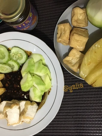 Langkah Gampang Menyiapkan Resep Rujak Petis khas Madura yang Lezat Sekali Anti Ribet, Sempurna