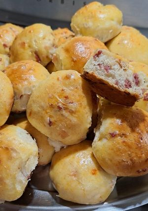 Una foto de Pancitos saborizados de salame y queso