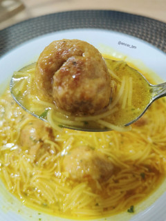 Una foto de Sopa de cocido con albóndigas de longaniza
