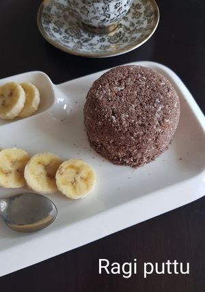 A picture of Ragi puttu/ Finger Miller puttu/Kezhvaragu puttu.