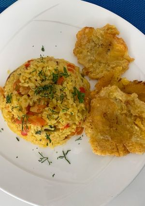 Una foto de Arroz de camarón 🍤
