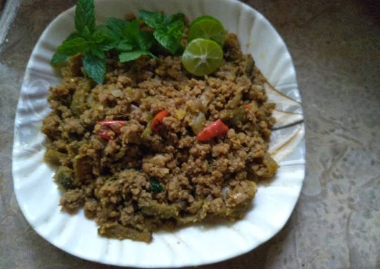 Recipe of Perfect Qeema Kareley (bitter gourd)