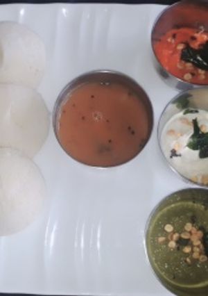 A picture of Idli.