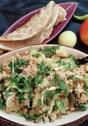 A picture of Chicken Qeema Aloo.