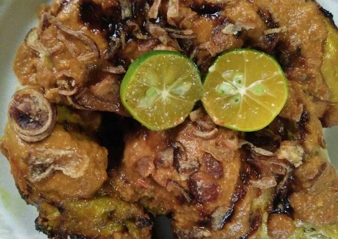 *ayam bakar bumbu kacang*