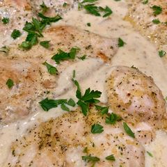 A picture of Lemon Garlic Chicken.