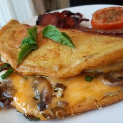 A picture of Fluffy Cheese and Mushroom Omelette.