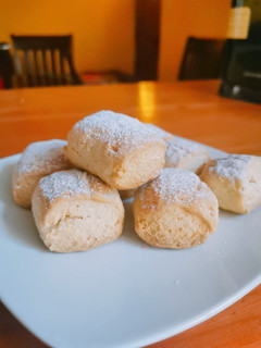 Una foto de Galletas para acompañar con té o café ! Muy fácil!!