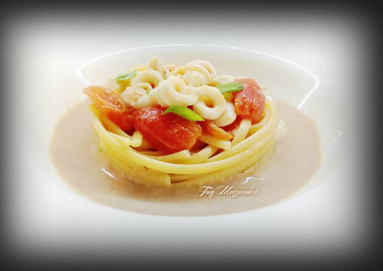 Linguine di Gragnano con calamari e salsa di pane di segale