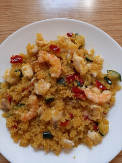 Una foto de "No-paella" de quinoa
