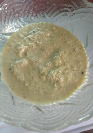 A picture of Coconut chutney.