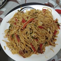 A picture of Noodles.