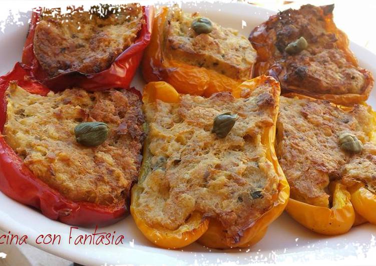 Peperoni al forno con tonno e capperi